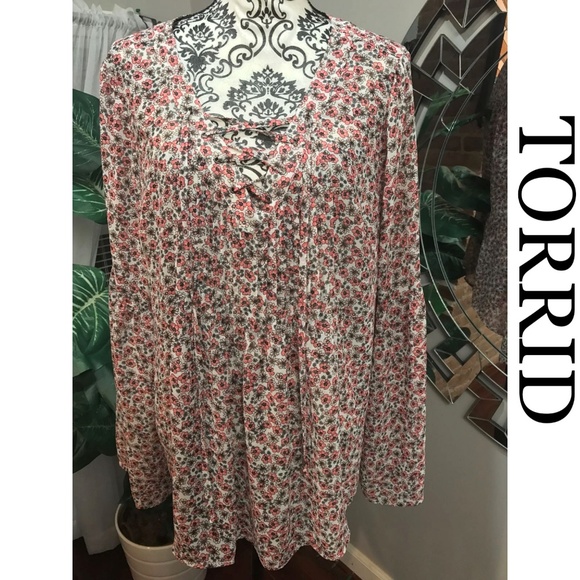 Torrid Floral Print Chiffon Lace Up bell sleev Top - Picture 3 of 8